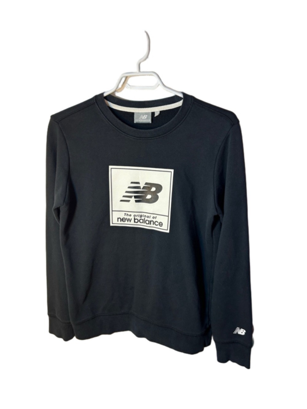 New Balance Black Crewneck Sweatshirt with White Logo Patch